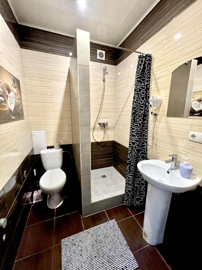 Нові Апартаменти 83 Ivano-Frankivsk Exterior foto